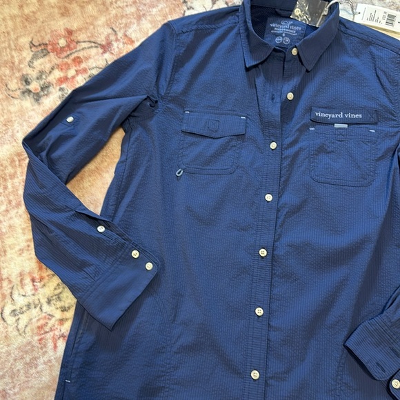 NWT Vineyard Vines women’s size 6 navy coverup - stripe harbor shirt, “deep bay” - Picture 3 of 5